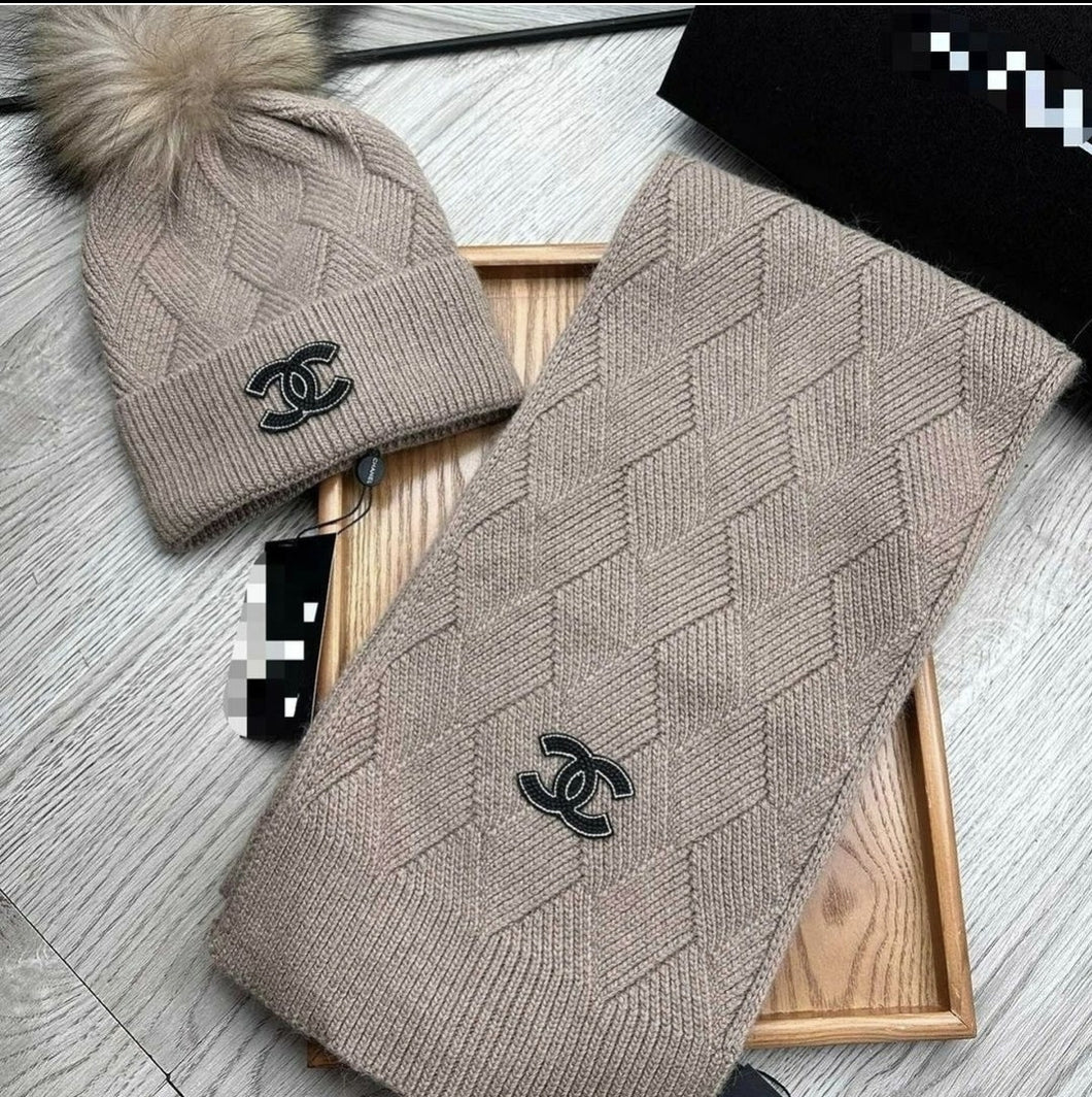 Hat and Scarf Set - Beige